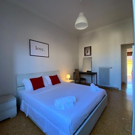 Comodo E Confortevole Nel Cuore Pulsante Di Pisa Esterno foto